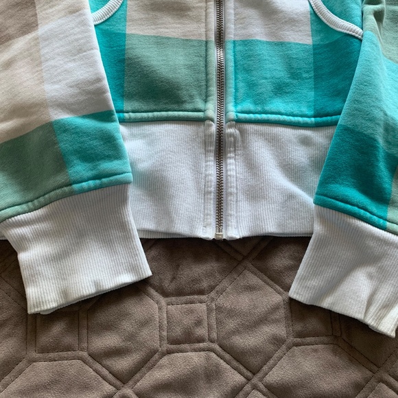 Lululemon Scuba Hoodie - Original Style - Picture 2 of 5